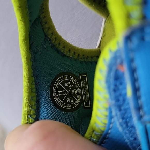 Keen kids water shoes sz 11 - Picture 7 of 7